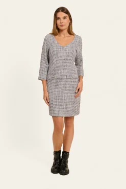 Robe Tia