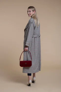 Trench Bobbie